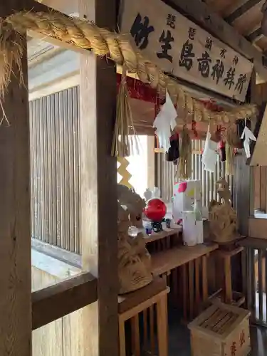 竹生島神社（都久夫須麻神社）の本殿