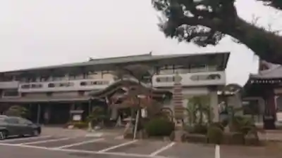 長全寺の本殿・本堂