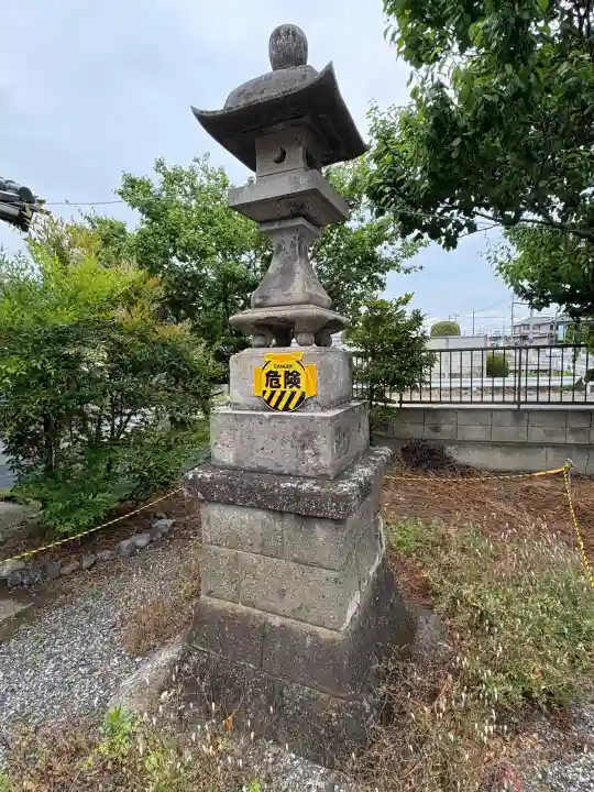 熊野神社 (大町)の{uncategorized: "未分類", other: "その他", undefined: "問題あり", building: "その他建物", grave: "お墓", sacred_gate: "鳥居", guardian: "狛犬", statue: "像", buddha: "仏像", history: "歴史", nature: "自然", garden: "庭園", animal: "動物", pagoda: "塔", temizu: "手水舎", mountain_gate: "山門・神門", sanctuary: "本殿・本堂", subordinate: "末社・摂社", art: "芸術", scenery: "景色", jizo: "地蔵", ema: "絵馬", goshuin: "御朱印", omikuji: "おみくじ", items: "授与品その他", amulet: "お守り", goshuincho: "御朱印帳", eats: "食事", festival: "お祭り", votive_dance: "神楽", shichigosan: "七五三参", wedding: "結婚式", experience: "体験その他", initially: "初詣", around: "周辺", anti_infection: "感染症対策"}
