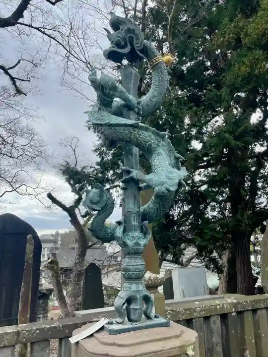 成田山新勝寺の{uncategorized: "未分類", other: "その他", undefined: "問題あり", building: "その他建物", grave: "お墓", sacred_gate: "鳥居", guardian: "狛犬", statue: "像", buddha: "仏像", history: "歴史", nature: "自然", garden: "庭園", animal: "動物", pagoda: "塔", temizu: "手水舎", mountain_gate: "山門・神門", sanctuary: "本殿・本堂", subordinate: "末社・摂社", art: "芸術", scenery: "景色", jizo: "地蔵", ema: "絵馬", goshuin: "御朱印", omikuji: "おみくじ", items: "授与品その他", amulet: "お守り", goshuincho: "御朱印帳", eats: "食事", festival: "お祭り", votive_dance: "神楽", shichigosan: "七五三参", wedding: "結婚式", experience: "体験その他", initially: "初詣", around: "周辺", anti_infection: "感染症対策"}