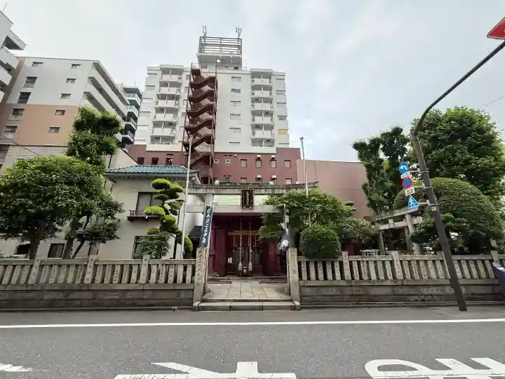 笠間稲荷神社 東京別社の{uncategorized: "未分類", other: "その他", undefined: "問題あり", building: "その他建物", grave: "お墓", sacred_gate: "鳥居", guardian: "狛犬", statue: "像", buddha: "仏像", history: "歴史", nature: "自然", garden: "庭園", animal: "動物", pagoda: "塔", temizu: "手水舎", mountain_gate: "山門・神門", sanctuary: "本殿・本堂", subordinate: "末社・摂社", art: "芸術", scenery: "景色", jizo: "地蔵", ema: "絵馬", goshuin: "御朱印", omikuji: "おみくじ", items: "授与品その他", amulet: "お守り", goshuincho: "御朱印帳", eats: "食事", festival: "お祭り", votive_dance: "神楽", shichigosan: "七五三参", wedding: "結婚式", experience: "体験その他", initially: "初詣", around: "周辺", anti_infection: "感染症対策"}