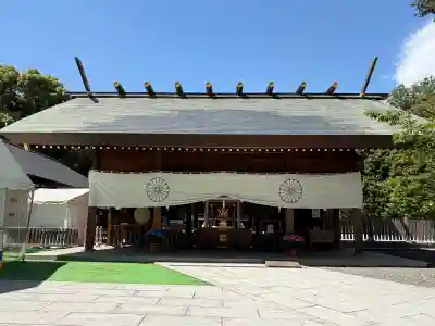 阿佐ヶ谷神明宮の{uncategorized: "未分類", other: "その他", undefined: "問題あり", building: "その他建物", grave: "お墓", sacred_gate: "鳥居", guardian: "狛犬", statue: "像", buddha: "仏像", history: "歴史", nature: "自然", garden: "庭園", animal: "動物", pagoda: "塔", temizu: "手水舎", mountain_gate: "山門・神門", sanctuary: "本殿・本堂", subordinate: "末社・摂社", art: "芸術", scenery: "景色", jizo: "地蔵", ema: "絵馬", goshuin: "御朱印", omikuji: "おみくじ", items: "授与品その他", amulet: "お守り", goshuincho: "御朱印帳", eats: "食事", festival: "お祭り", votive_dance: "神楽", shichigosan: "七五三参", wedding: "結婚式", experience: "体験その他", initially: "初詣", around: "周辺", anti_infection: "感染症対策"}