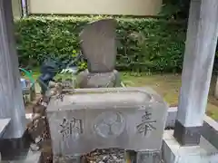 白山神社の手水