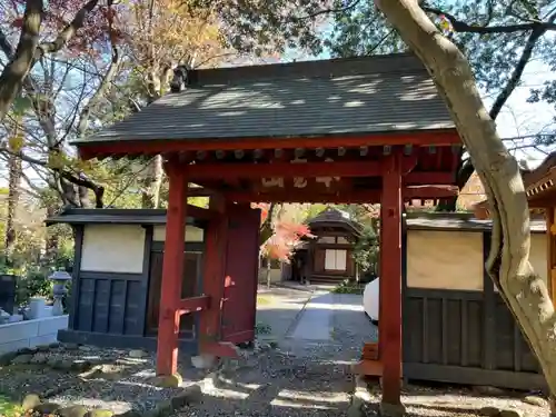 妙光院の山門