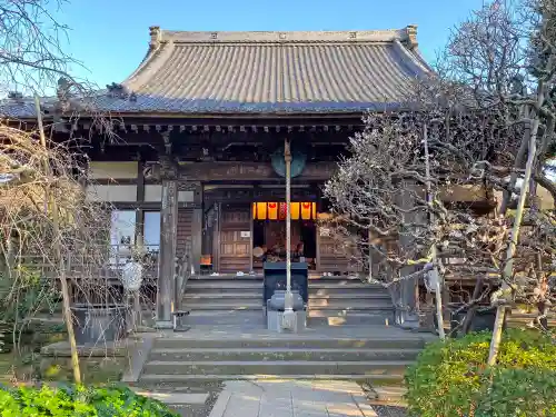 宝戒寺の本殿・本堂