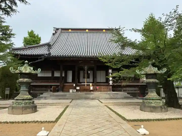 寛永寺(根本中堂)の{uncategorized: "未分類", other: "その他", undefined: "問題あり", building: "その他建物", grave: "お墓", sacred_gate: "鳥居", guardian: "狛犬", statue: "像", buddha: "仏像", history: "歴史", nature: "自然", garden: "庭園", animal: "動物", pagoda: "塔", temizu: "手水舎", mountain_gate: "山門・神門", sanctuary: "本殿・本堂", subordinate: "末社・摂社", art: "芸術", scenery: "景色", jizo: "地蔵", ema: "絵馬", goshuin: "御朱印", omikuji: "おみくじ", items: "授与品その他", amulet: "お守り", goshuincho: "御朱印帳", eats: "食事", festival: "お祭り", votive_dance: "神楽", shichigosan: "七五三参", wedding: "結婚式", experience: "体験その他", initially: "初詣", around: "周辺", anti_infection: "感染症対策"}