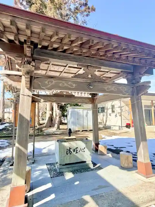 熊野神社の{uncategorized: "未分類", other: "その他", undefined: "問題あり", building: "その他建物", grave: "お墓", sacred_gate: "鳥居", guardian: "狛犬", statue: "像", buddha: "仏像", history: "歴史", nature: "自然", garden: "庭園", animal: "動物", pagoda: "塔", temizu: "手水舎", mountain_gate: "山門・神門", sanctuary: "本殿・本堂", subordinate: "末社・摂社", art: "芸術", scenery: "景色", jizo: "地蔵", ema: "絵馬", goshuin: "御朱印", omikuji: "おみくじ", items: "授与品その他", amulet: "お守り", goshuincho: "御朱印帳", eats: "食事", festival: "お祭り", votive_dance: "神楽", shichigosan: "七五三参", wedding: "結婚式", experience: "体験その他", initially: "初詣", around: "周辺", anti_infection: "感染症対策"}