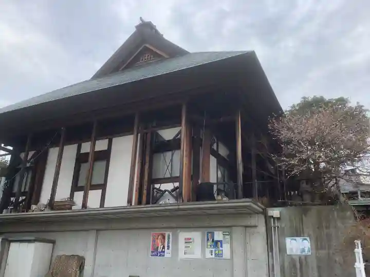 龍興寺の本殿・本堂