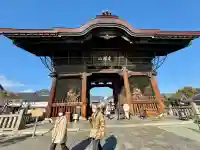 善光寺の{uncategorized: "未分類", other: "その他", undefined: "問題あり", building: "その他建物", grave: "お墓", sacred_gate: "鳥居", guardian: "狛犬", statue: "像", buddha: "仏像", history: "歴史", nature: "自然", garden: "庭園", animal: "動物", pagoda: "塔", temizu: "手水舎", mountain_gate: "山門・神門", sanctuary: "本殿・本堂", subordinate: "末社・摂社", art: "芸術", scenery: "景色", jizo: "地蔵", ema: "絵馬", goshuin: "御朱印", omikuji: "おみくじ", items: "授与品その他", amulet: "お守り", goshuincho: "御朱印帳", eats: "食事", festival: "お祭り", votive_dance: "神楽", shichigosan: "七五三参", wedding: "結婚式", experience: "体験その他", initially: "初詣", around: "周辺", anti_infection: "感染症対策"}