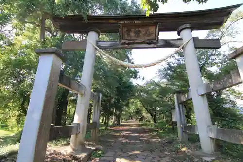 梁川八幡神社の鳥居