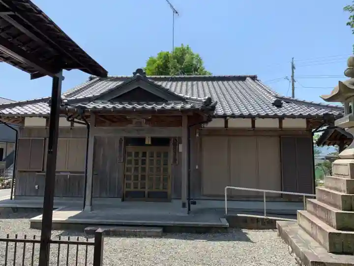 八幡神社の本殿・本堂