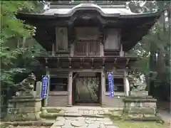 鷲子山上神社の山門