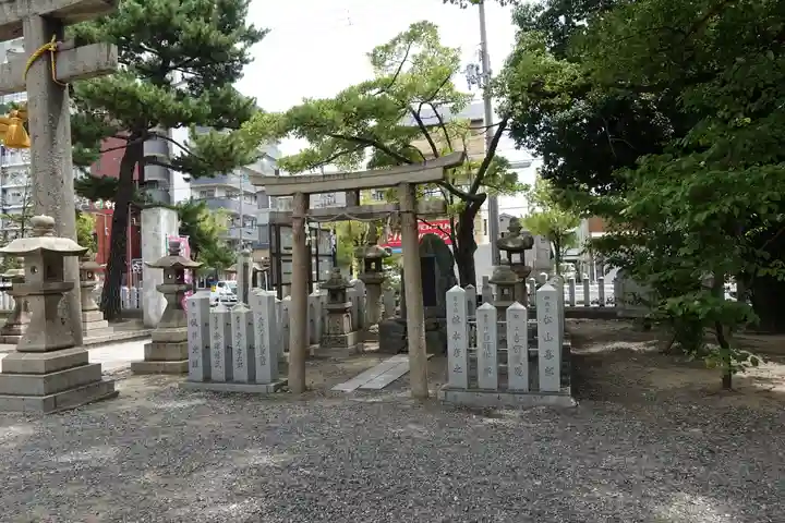 止止呂支比売命神社のその他建物
