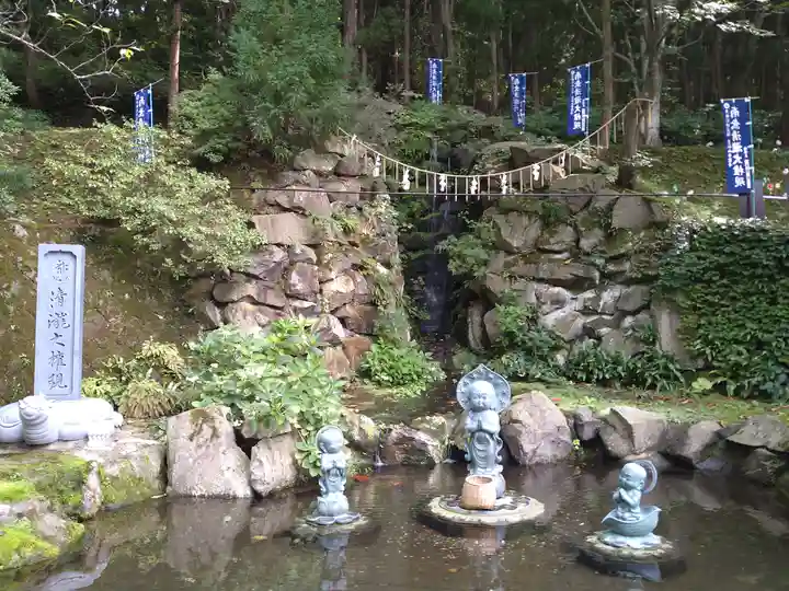 青龍寺(昭和大仏)(青森県)