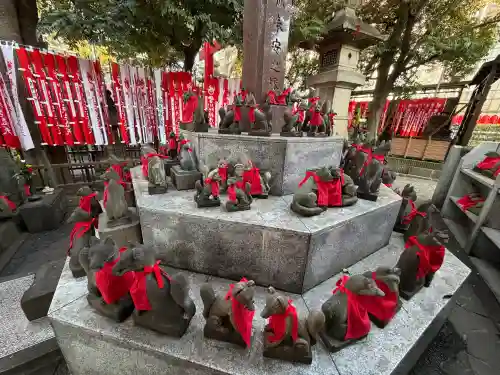 豊川稲荷東京別院の{uncategorized: "未分類", other: "その他", undefined: "問題あり", building: "その他建物", grave: "お墓", sacred_gate: "鳥居", guardian: "狛犬", statue: "像", buddha: "仏像", history: "歴史", nature: "自然", garden: "庭園", animal: "動物", pagoda: "塔", temizu: "手水舎", mountain_gate: "山門・神門", sanctuary: "本殿・本堂", subordinate: "末社・摂社", art: "芸術", scenery: "景色", jizo: "地蔵", ema: "絵馬", goshuin: "御朱印", omikuji: "おみくじ", items: "授与品その他", amulet: "お守り", goshuincho: "御朱印帳", eats: "食事", festival: "お祭り", votive_dance: "神楽", shichigosan: "七五三参", wedding: "結婚式", experience: "体験その他", initially: "初詣", around: "周辺", anti_infection: "感染症対策"}