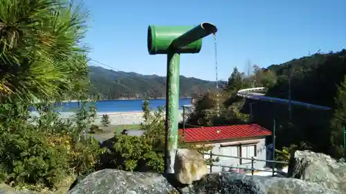 天照御祖神社の手水