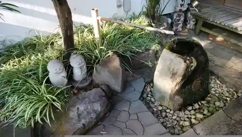 雲林寺の手水舎