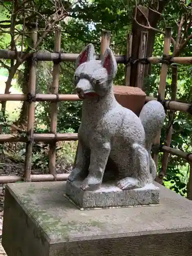 北新羽杉山神社の狛犬