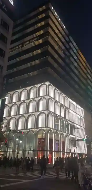 三囲神社銀座摂社の周辺