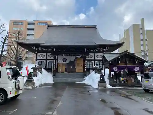 成田山札幌別院新栄寺の本殿