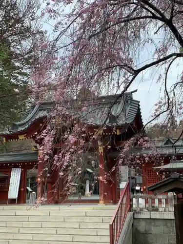 秩父神社の山門