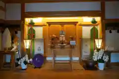 白根三吉神社の本殿