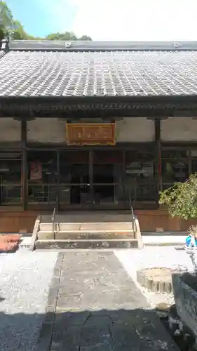 霊仙寺の本殿・本堂