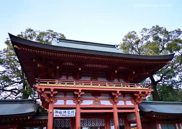 武蔵一宮氷川神社の山門・神門