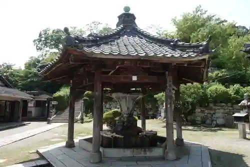 園城寺（三井寺）の手水舎