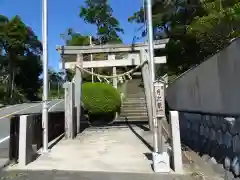 賀久留神社の鳥居