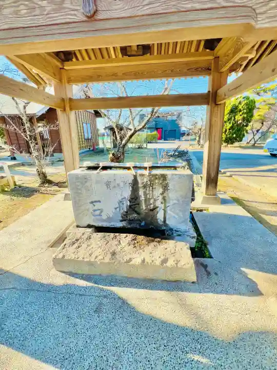 滑河山龍正院の{uncategorized: "未分類", other: "その他", undefined: "問題あり", building: "その他建物", grave: "お墓", sacred_gate: "鳥居", guardian: "狛犬", statue: "像", buddha: "仏像", history: "歴史", nature: "自然", garden: "庭園", animal: "動物", pagoda: "塔", temizu: "手水舎", mountain_gate: "山門・神門", sanctuary: "本殿・本堂", subordinate: "末社・摂社", art: "芸術", scenery: "景色", jizo: "地蔵", ema: "絵馬", goshuin: "御朱印", omikuji: "おみくじ", items: "授与品その他", amulet: "お守り", goshuincho: "御朱印帳", eats: "食事", festival: "お祭り", votive_dance: "神楽", shichigosan: "七五三参", wedding: "結婚式", experience: "体験その他", initially: "初詣", around: "周辺", anti_infection: "感染症対策"}