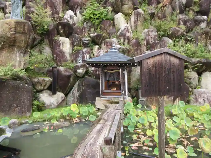 観音正寺の末社・摂社