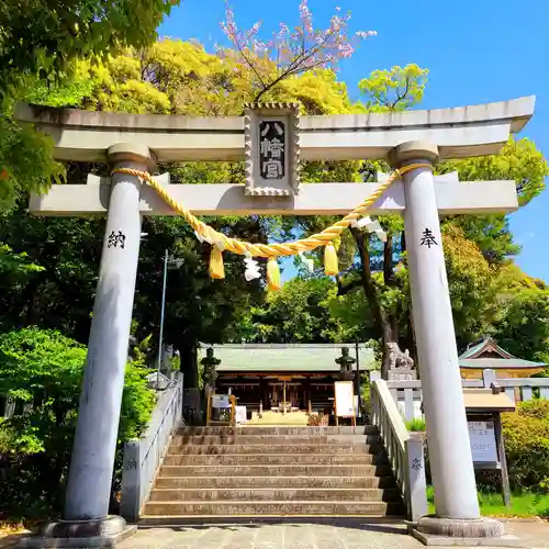 上地八幡宮の鳥居