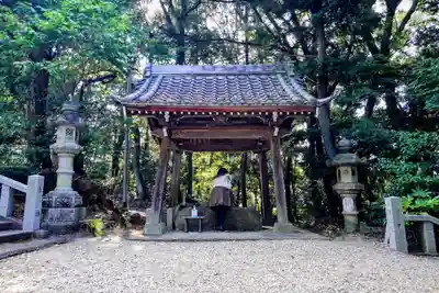 五社大明神社の手水舎