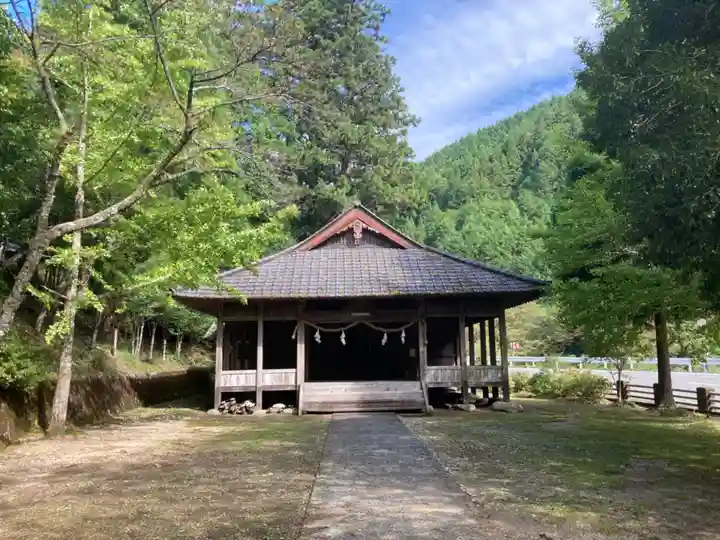 正八幡神社の本殿・本堂