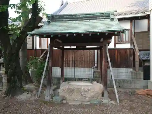 鈴宮社（靈宮社）の手水舎