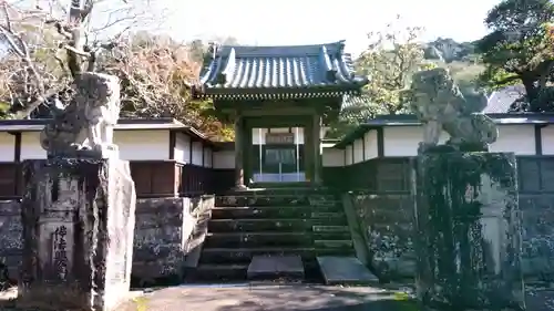 妙法華寺の山門