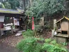 恋の水神社の建物その他