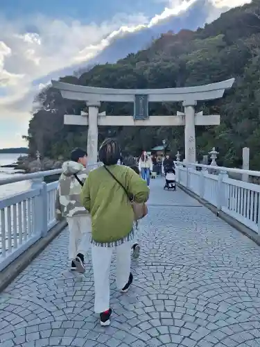 八百富神社の{uncategorized: "未分類", other: "その他", undefined: "問題あり", building: "その他建物", grave: "お墓", sacred_gate: "鳥居", guardian: "狛犬", statue: "像", buddha: "仏像", history: "歴史", nature: "自然", garden: "庭園", animal: "動物", pagoda: "塔", temizu: "手水舎", mountain_gate: "山門・神門", sanctuary: "本殿・本堂", subordinate: "末社・摂社", art: "芸術", scenery: "景色", jizo: "地蔵", ema: "絵馬", goshuin: "御朱印", omikuji: "おみくじ", items: "授与品その他", amulet: "お守り", goshuincho: "御朱印帳", eats: "食事", festival: "お祭り", votive_dance: "神楽", shichigosan: "七五三参", wedding: "結婚式", experience: "体験その他", initially: "初詣", around: "周辺", anti_infection: "感染症対策"}