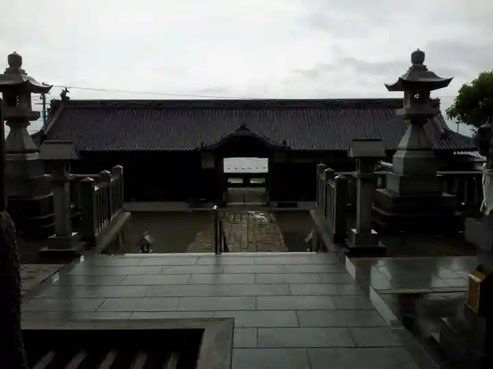 石屋神社の本殿・本堂
