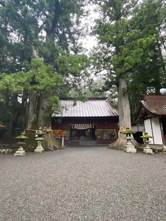 北口本宮冨士浅間神社の本殿・本堂