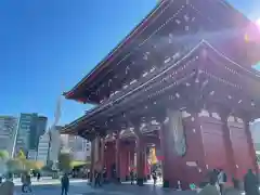 浅草寺の山門