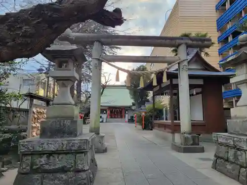 氷川鍬神社の鳥居