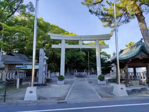 堤治神社の鳥居