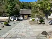 海宝院の山門・神門