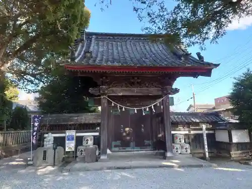 金鑚神社の山門