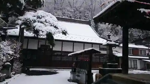 雲林寺の本殿・本堂