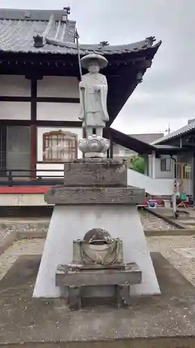 高徳寺の像