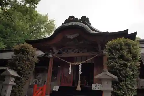 新田神社の本殿