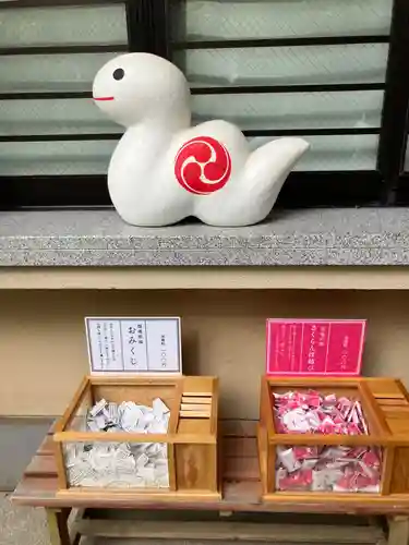 赤坂氷川神社(東京都)